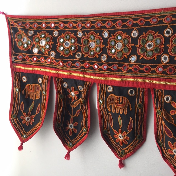 Fabric wall hanging - Picture 4 of 11